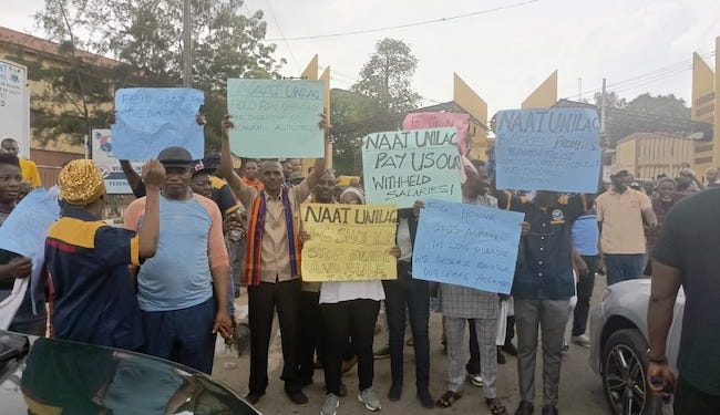 University Of Lagos Staff Protest Over Withheld Salaries