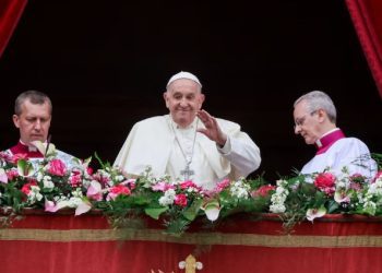 Pope Francis Calls for Ceasefire in Gaza, Easter Sunday Address